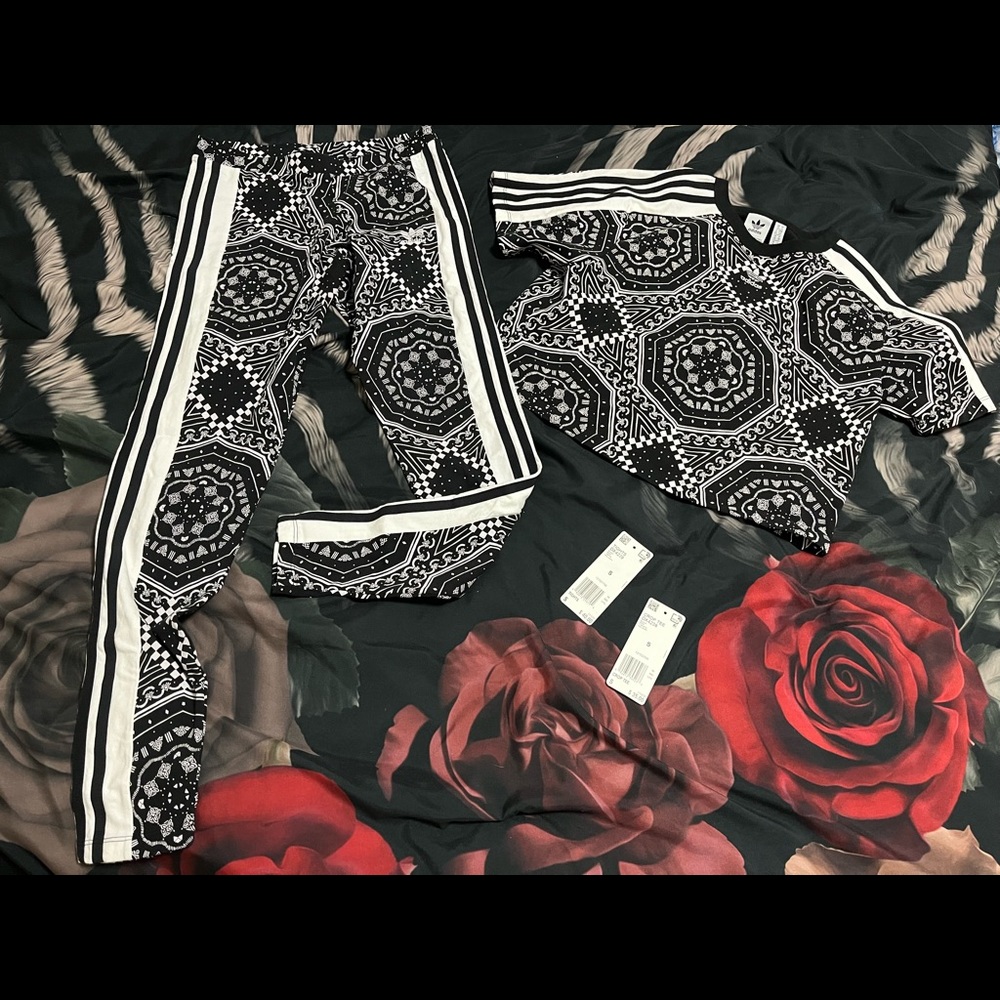 Adidas set🌸